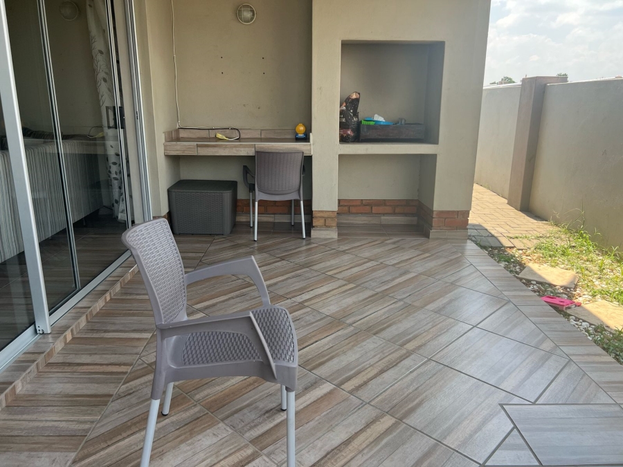3 Bedroom Property for Sale in Waterval East North West